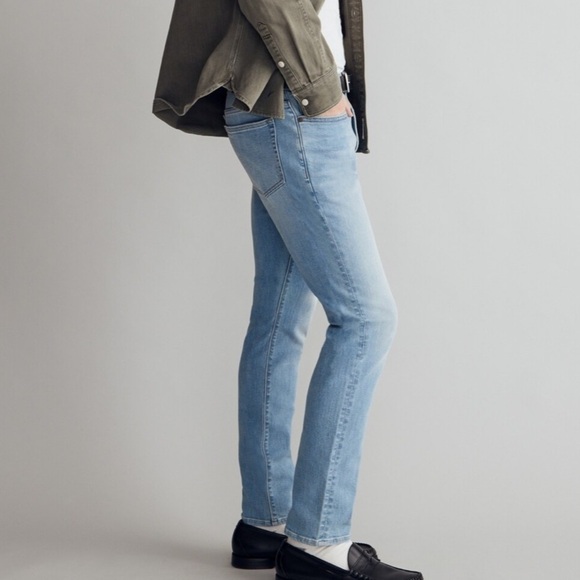 NWOT Madewell Athletic Slim Jeans: COOLMAX® Denim Edition homeway wash - Picture 2 of 6